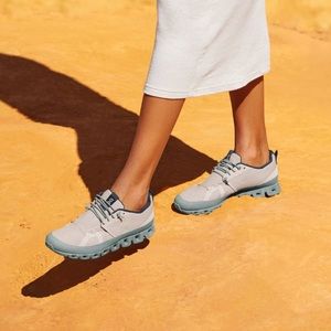 ON CLOUD🍂🍁Cloud Dip Athletic shoes 10